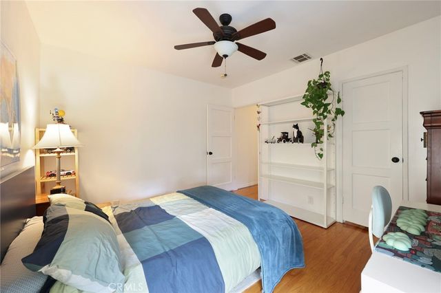 930 N Avenue 63, Los Angeles, CA 90042