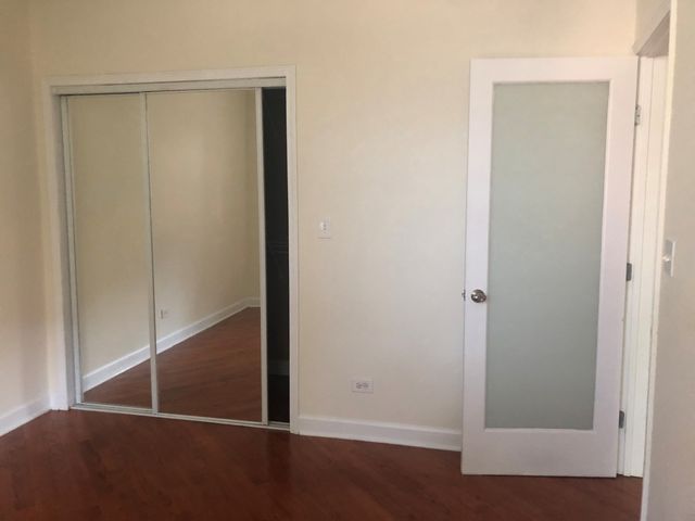 1533 W Hollywood Avenue 1, Chicago, IL 60660