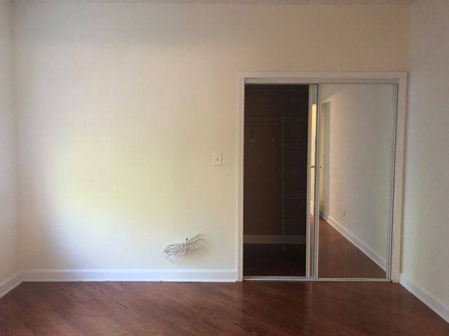 1533 W Hollywood Avenue 1, Chicago, IL 60660