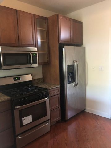 1533 W Hollywood Avenue 1, Chicago, IL 60660