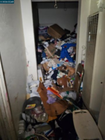 659 31St St, Richmond, CA 94804