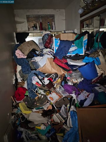 659 31St St, Richmond, CA 94804