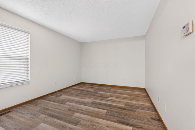 2768 Westrock Drive, Hilliard, OH 43026
