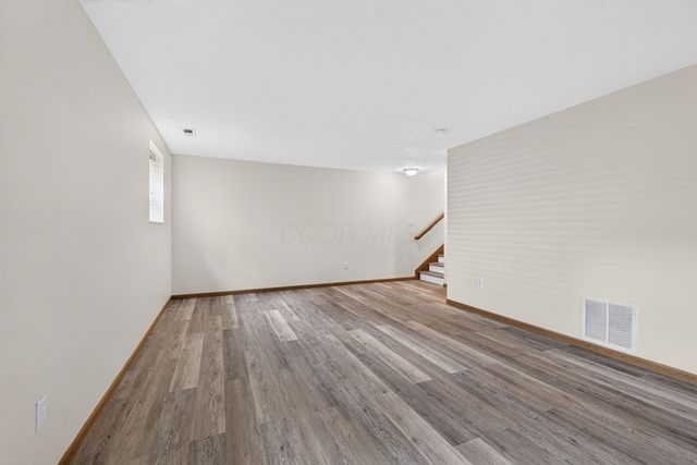 2768 Westrock Drive, Hilliard, OH 43026