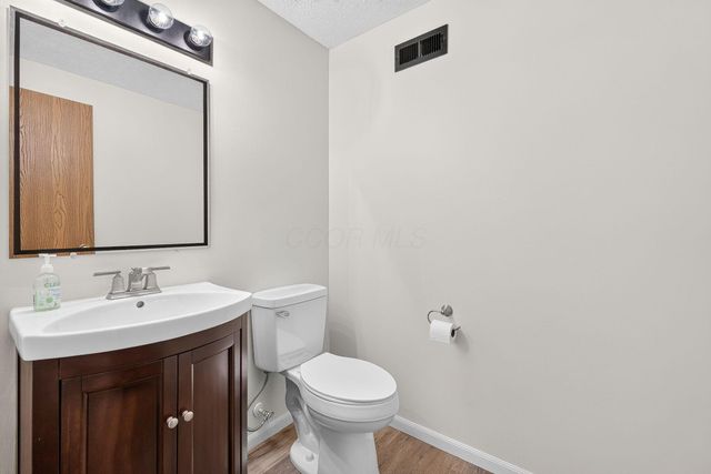 2768 Westrock Drive, Hilliard, OH 43026
