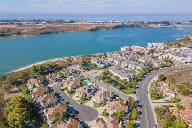 4735 Bryce Circle, Carlsbad, CA 92008