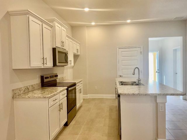 8662 Giovanni Avenue, Fort Pierce, FL 34951