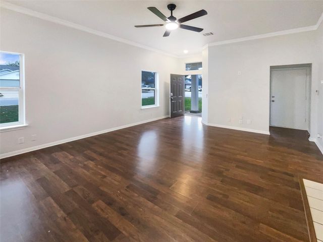 1701 Shire ST, Pflugerville, TX 78660