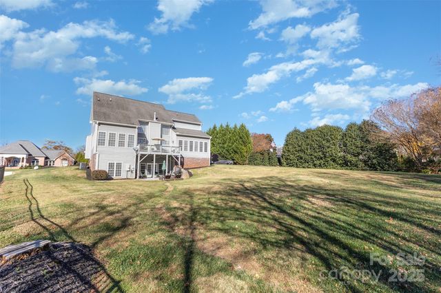 143 S Gibbs Road, Mooresville, NC 28117