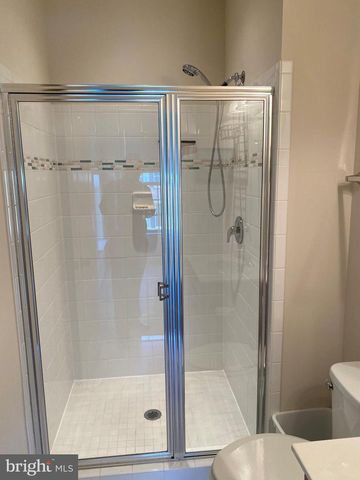 818 ADMIRALS WAY, Oxon Hill, MD 20745