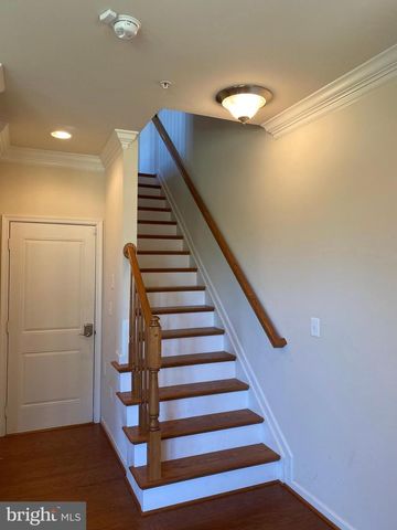 818 ADMIRALS WAY, Oxon Hill, MD 20745