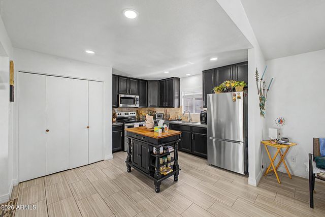 10526 W DEVONSHIRE Avenue, Phoenix, AZ 85037