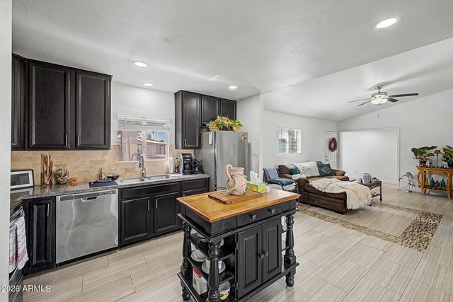 10526 W DEVONSHIRE Avenue, Phoenix, AZ 85037