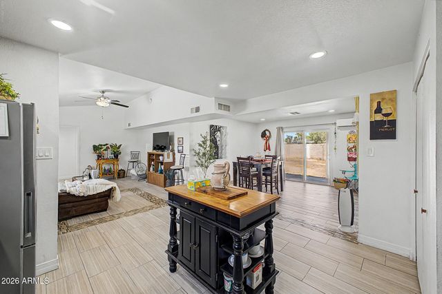 10526 W DEVONSHIRE Avenue, Phoenix, AZ 85037