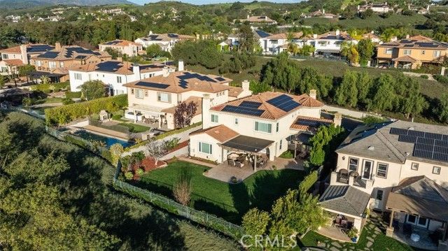 9 River Rock, Laguna Hills, CA 92679