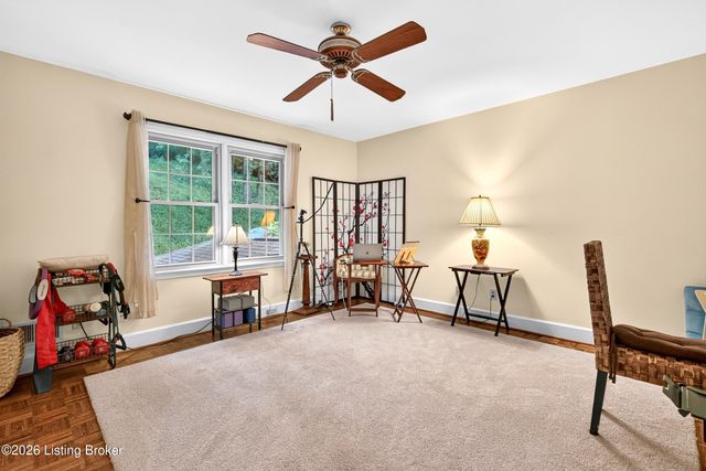5105 Charbdin Ct, Louisville, KY 40207