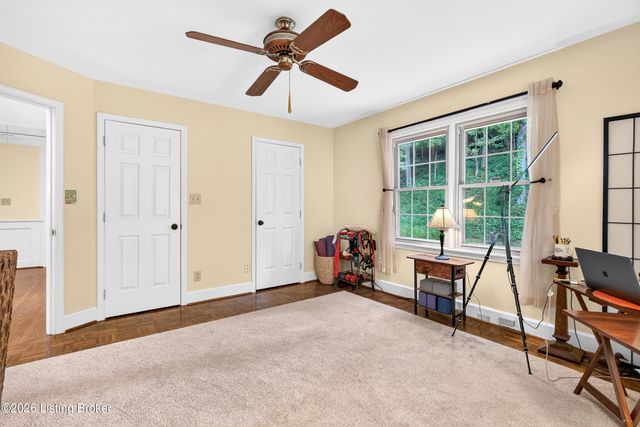 5105 Charbdin Ct, Louisville, KY 40207