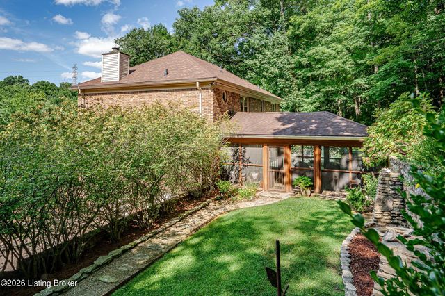 5105 Charbdin Ct, Louisville, KY 40207