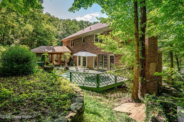 5105 Charbdin Ct, Louisville, KY 40207