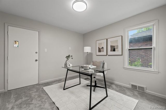 23830 Morton Street, Oak Park, MI 48237