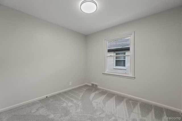 23830 Morton Street, Oak Park, MI 48237
