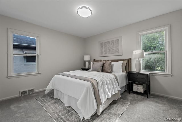 23830 Morton Street, Oak Park, MI 48237