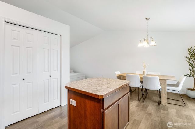 1313 W Polo Ridge Drive, Moses Lake, WA 98837