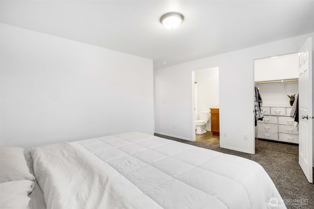 1313 W Polo Ridge Drive, Moses Lake, WA 98837