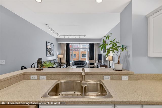 220 Mac Avenue 206, East Lansing, MI 48823