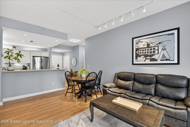220 Mac Avenue 206, East Lansing, MI 48823