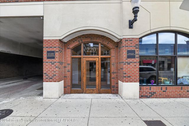 220 Mac Avenue 206, East Lansing, MI 48823