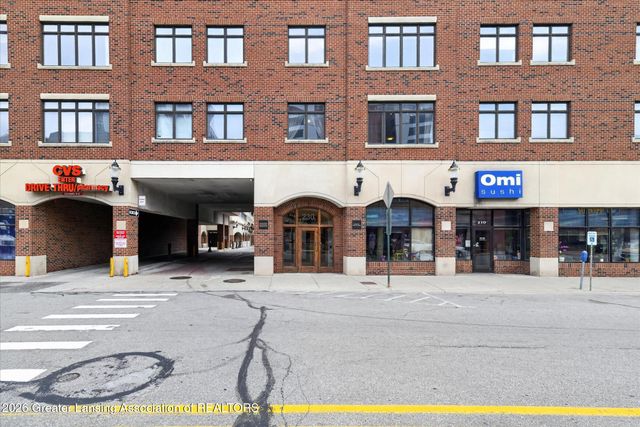 220 Mac Avenue 206, East Lansing, MI 48823