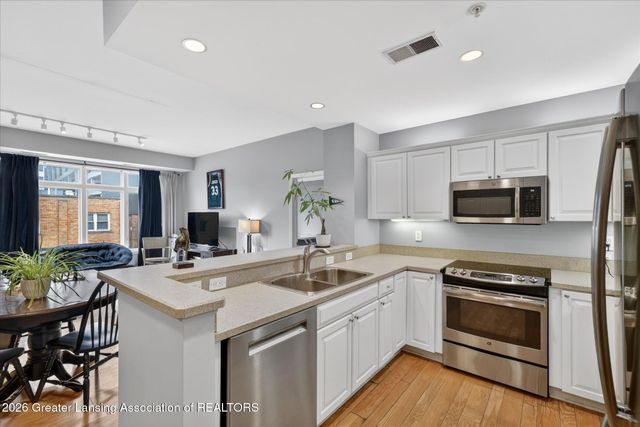 220 Mac Avenue 206, East Lansing, MI 48823