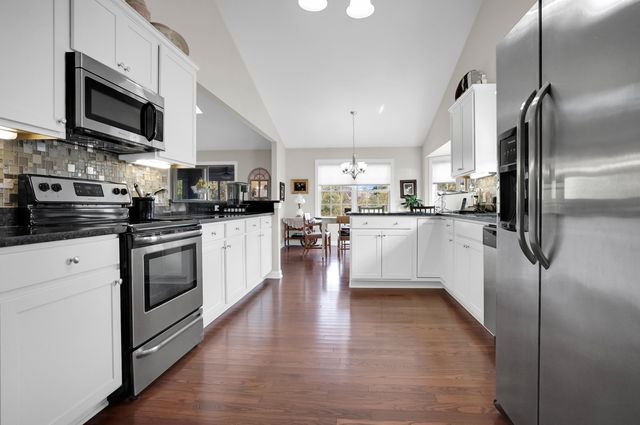6277 Northridge Woods Drive, Brighton City, MI 48116