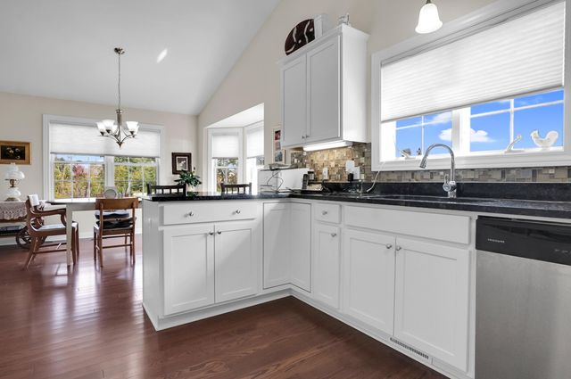 6277 Northridge Woods Drive, Brighton City, MI 48116