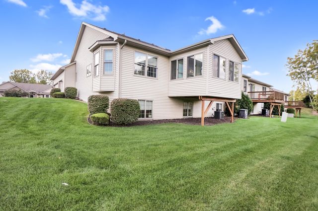 6277 Northridge Woods Drive, Brighton City, MI 48116