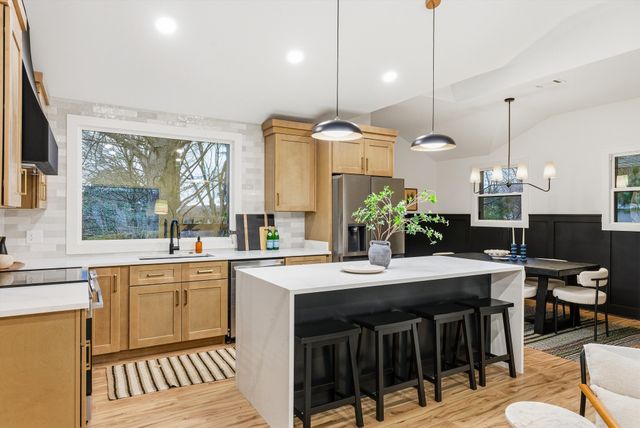 2505 Shadow Ln, Nashville, TN 37216