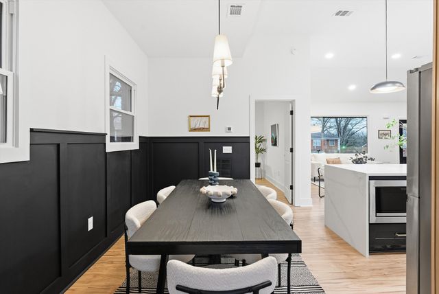 2505 Shadow Ln, Nashville, TN 37216