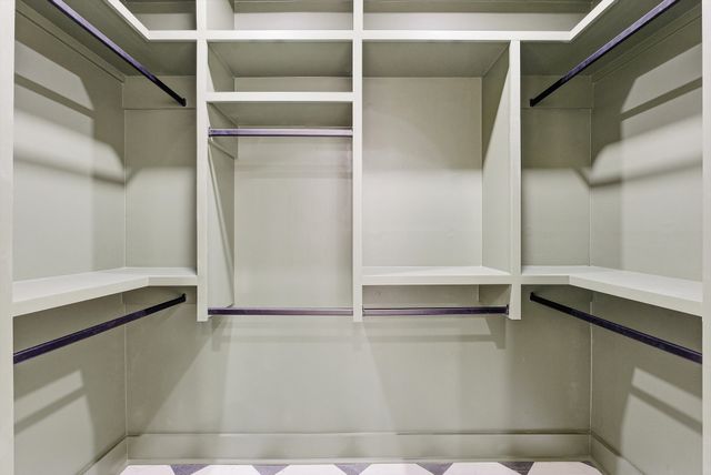 2505 Shadow Ln, Nashville, TN 37216