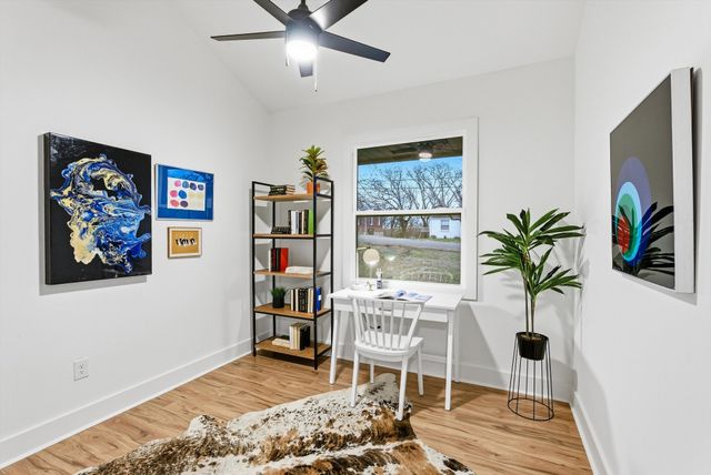 2505 Shadow Ln, Nashville, TN 37216