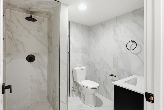 2505 Shadow Ln, Nashville, TN 37216