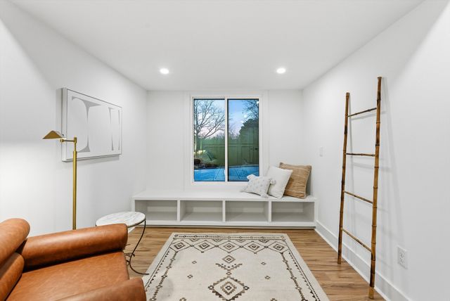 2505 Shadow Ln, Nashville, TN 37216