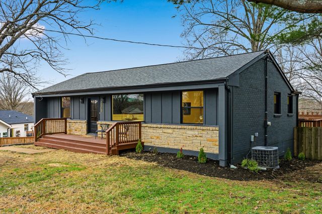 2505 Shadow Ln, Nashville, TN 37216