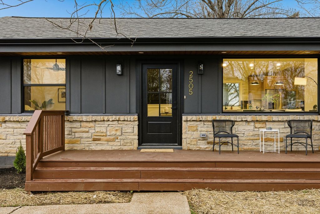 2505 Shadow Ln, Nashville, TN 37216