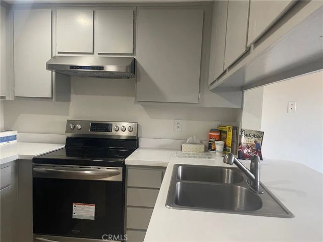 960 Pinyon Court, Ontario, CA 91762