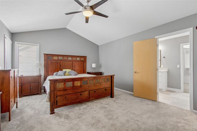5757 Beechtree Drive, West Des Moines, IA 50266