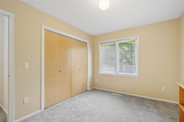 5757 Beechtree Drive, West Des Moines, IA 50266