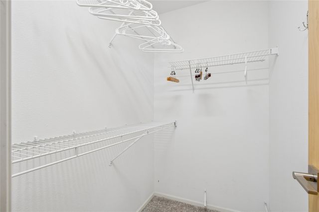 5757 Beechtree Drive, West Des Moines, IA 50266