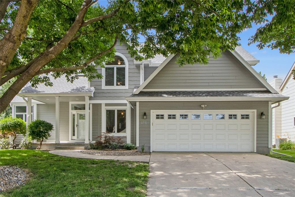 5757 Beechtree Drive, West Des Moines, IA 50266