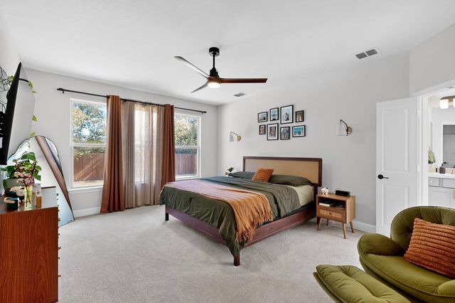 1717 Roadrunner Drive, Little Elm, TX 75068